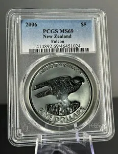 2006年ニュージーランドファルコン5ドルコイン PCGS MS69 -トップポップ2/0 4Kの低鋳造
