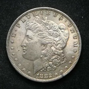 1882-O モルガン銀貨 BUトーン (cn14480)