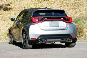 フジツボ(FUJITSUBO) A-R マフラー トヨタ GRヤリス 4BA-GXPA16 G16E-GTS 1.6 AT車・MT車共通 ターボ 4WD 2024マイナー後 1600cc 2024年04月～ 570-21238 muffler