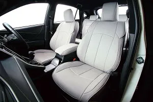 【「新感覚の素材感」…コンフォートシリーズ CLAZZIO Neo】TOYOTA トヨタ ライズ ◆ ソフトで快適★オールレザー調シートカバー