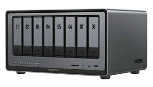 UGREEN 10コアCPU 10GbE×2 8ベイNAS DXP8800 Plus DXP8800_Plus