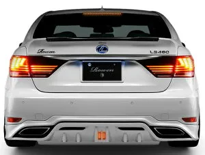【エントリーでポイント10倍】ROWEN WORLD PLATINUM リヤハーフスポイラー(FRP) 塗り分け塗装済み レクサス LS600h/LS600hL/LS460/LS460L F-SPORT 後期 UVF45/UVF46/USF40/USF41/USF45/USF46用 (1L001P00##)【エアロ】【自動
