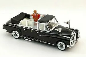【送料無料】ホビー 模型車 車 レーシングカー メルセデスベンツパパジョヴァンニモデルリオmercedes benz 300d papa giovanni xxiii 143 model rio