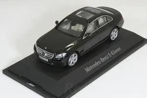 I-Scale 1/43 メルセデス・ベンツ 特注 Eクラス セダン AVANTGARDE W213 2017 ブラック (Obsidian Black)