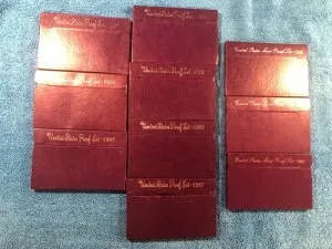 （10枚セット）紫色の箱入り米国5枚組プルーフコインセット。1987年製7枚、1988年製3枚。#12