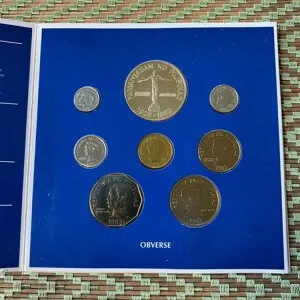 フィリピン 1983年 ブリリアント 未流通コインコレクション 8枚セット