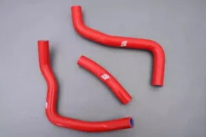 レッドウォーター ラジエーター ホース パイプ キット スズキ GSX-R 1000 GSXR WVB6 2005-2006 Red Water Radiator Hoses Pipes Kit SUZUKI GSX-R 1000 GSXR WVB6 2005-2006 【並行輸入品】