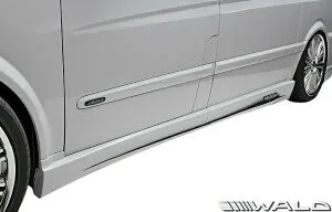 【M's】W639 ベンツ Vクラス ビアノ 前期 (2003y-2011y) WALD BLACK BISON サイドステップ 左右 ( ショート用 ) FRP 未塗装 ヴァルド バルド エアロ パーツ 部品 外装 社外 正規 本物 改造 カスタム ドレスア