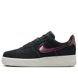Nike ナイキ レディース スニーカー 【(WMNS) Nike Air Force 1 '07 SE 'Eggplant Swoosh' HJ4401-002】 サイズ US_7(24.0cm)