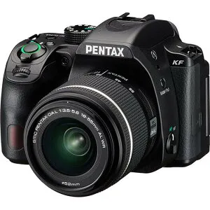 ペンタックス デジタル一眼レフカメラ「PENTAX KF」18-55WR キット（ブラック） KF 18-55LK BK