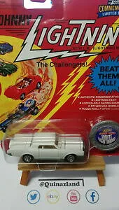【送料無料】ホビー 模型車 車 レーシングカー ジョニーカスタムコンチネンタルjohnny lightning custom continental white lightning cg11