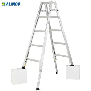 【最大3万円クーポン配布中★27日09:59まで】伸縮脚付専用脚立 KARU アルインコ ALINCO [KARU-180] 天板高さ1.41～1.70m 5～6尺 ダブルロック 軽すぎる伸縮脚立 法人様限定 メーカー直送