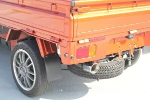 【国内メーカー Bluefin】 ダイハツ ハイゼットトラック ( EBD- S500P S510P S500U S510U S500J S510J ) 2WD 4WD O2センサー対応 Bluefin製 ステンレス マフラー シルバー カスタム HIJET ブルーフィン 国内自社工