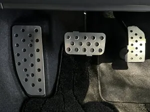 新型 フォレスター SL 型 スバル (2025年～ 現行 ) FORESTER 5AA-SLG 3BA-SL5 CVT 用 アルミペダル 3点セット