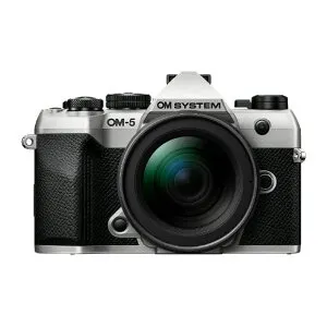 OM SYSTEM デジタル一眼カメラ・12-45mm F4．0 PROレンズキット OM-5 Mark II シルバー OM-5MARKII12-45MMKITSLV [OM5MK2LK1245SLV]【RNH】
