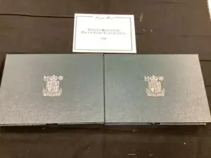 1987 年および 1988 年のイギリス 7 枚のコイン プルーフ セット!