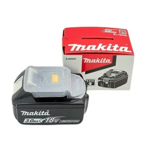 【4/25限定 1,000円クーポン配布】[日本国内正規流通品/純正品] マキタ(makita) BL1830B(A-60442) リチウムイオンバッテリ 18V(3.0Ah) 電池残量表示 (化粧箱付) ◆