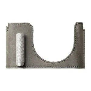 Mr.Stone｜ミスターストーン LEICA Q3/Q3 43用 本革ケース ヴィンテージ風 シグニチャーグリップ ディープグレー PTBL003