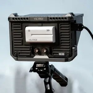 VILTROX DC-X3 カメラ モニター&ケージ セット 3G-SDI フィールドモニター 6インチ 2000Nits ビデオモニター タッチ式 4K HDMI カメラモニター フル HD 1920x1080 外部モニター カメラ 3D LUT RGB波形 サンシェ