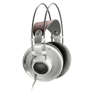 【在庫あります!!】AKG K701-Y3 新品 モニターヘッドホン[Professional Monitor Headphone][Open][澪]