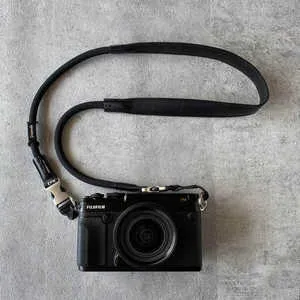 SMOKEYSUNDAY YOSEMITE CAMERA STRAP PRO PLUS / MAD BLACK / 111cm YOSEMITE STRAP YCSPP-6000-2