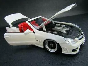 【送料無料】模型車 モデルカー メルセデスベンツカスタム118 mercedes benz sl63 amg custom