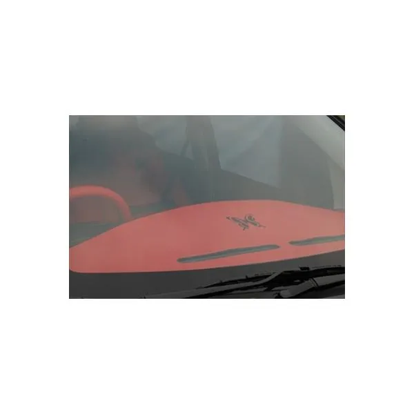 ムーヴ(カスタム) L150S/L152S/L160S (H14.10-) ラグジュアリー ダッシュマット カラー：レッド （オーバーロック：黒 刺繍：黒）