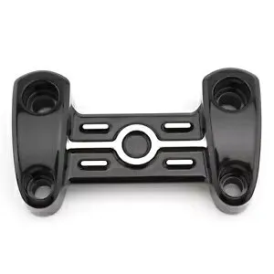 ブラックハンドルバーライザークランプカバー BMW R NINE T R9T 2014-2021 スクランブラー用 Black Handlebar Riser Clamps Cover For BMW R NINE T R9T 2014-2021 Scrambler 【並行輸入品】