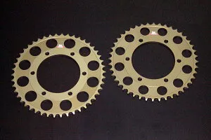 ISA アイエスエー リアスプロケット 【ドリブンスプロケット】 GSX-R1000R GSX-R1000 GSX-R600 GSX-R750 GSX-S1000F GSX-S1000 MT-07 MT-09 Tenere700 XSR900 YZF-R6 SUZUKI スズキ YAMAHA ヤマハ ドリブンスプロケット・リア