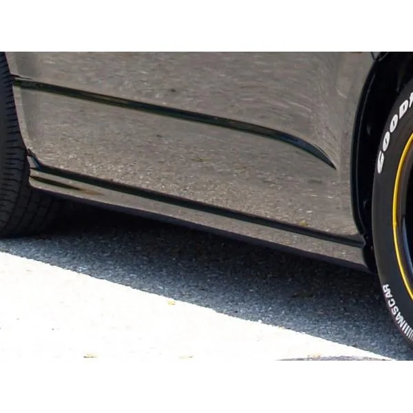 ブレス クリエイション ハイエース 200系 1型 2型 3型 サイドステップ Ver.1 FRP 未塗装 THN-01-031 BLESS CREATION