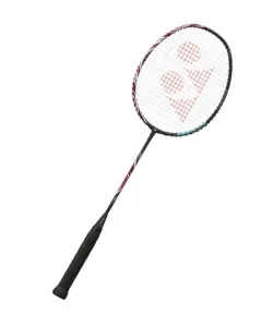 獲得ポイント168pt 【送料無料】ヨネックス(YONEX) バドミントンラケット アストロクス100ゲーム AX100G-821 KRNI 4U5