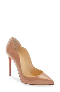 クリスチャン・ルブタン レディース シューズ パンプス Christian Louboutin Hot Chick Scallopointed Toe Pumpk1a Nude