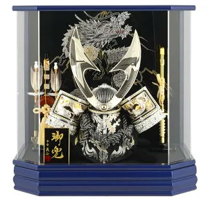 五月人形 兜ケース飾り 兜飾り 平安義正作 盛竜金稲妻 10号 サルビアンブルー 六角アクリルケース 【2026年度新作】 h285-sm-28-5-10