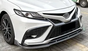 トヨタ カムリ AXVH70 AXVH75 WS WSレザーパッケージ カーボンルック フロントバンパー リップスポイラー ダクト ガーニッシュ フロントリップ サイドダクト パネル フェンダー エアロ ZST-529