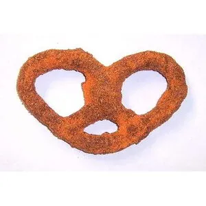 Scott's Cakes ミルクチョコレートで覆われたプレッツェル、オレンジシュガー入り、1ポンドのプラスチックデリ容器入り Scott's Cakes Milk Chocolate Covered Pretzels with Orange Sugar in a 1 Pound Plastic Deli Contai