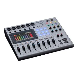 PodTrak P8(Podcast Recorder) ZOOM (新品)