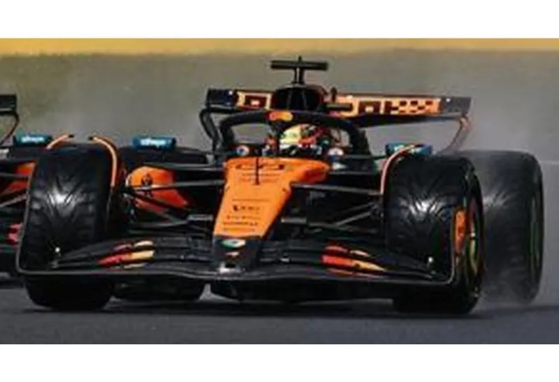 Spark(スパーク) 予約 ミニカー 1/18 McLaren MCL39 McLaren Formula 1 Team Winner Belgian GP 2025 Oscar Piastri #81 [18S1112]