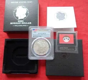 2021-P $1 MS70 PCGS モルガン 99.9% シルバー ドル ファーストストライク USA 国旗ラベル