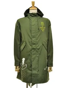 【送料無料】【MEN'S】DOWN ON THE CORNER ダウンザコーナー MIND AT LARGE MODS COAT モッズコート ”マインドアットラージ” ライトな着心地でプリントが散りばめられたモッズコート左胸にKeep calm & List