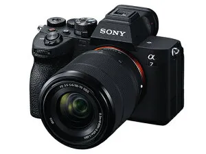 【新品】ソニー SONY α7 IV ILCE-7M4K [α7 IV＋交換レンズ「FE 28-70mm F3.5-5.6 OSS」]