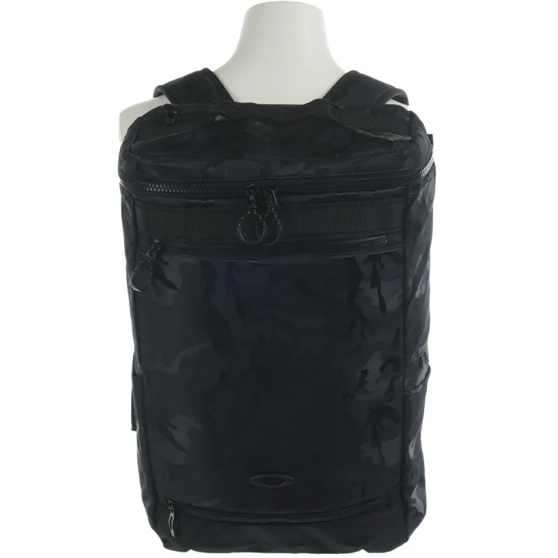 [定番モデル] オークリー OAKLEY ENHANCE LT L 8.0 ボックスバックパック ブラックカモ 062 FOS901842 メンズ