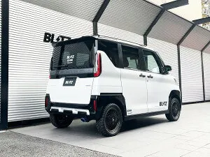 ブリッツ/BLITZ NUR-SPEC CUSTOM EDITION マフラー 三菱 デリカミニ B38A BR06-SM21 4WD専用,ターボ車専用 2023年05月～ チタンカラー(VSR) 63586V Scarf