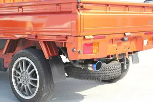 【国内メーカー Bluefin】 ダイハツ ハイゼットトラック ( S500P S510P S500U S510U S500J S510J ) 2WD 4WD O2センサー対応 Bluefin製 ステンレス マフラー ブルー HIJET ハイゼット ブルーフィン 国内自社工場生