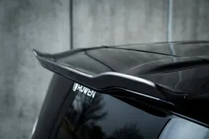 【エントリーでポイント10倍】ROWEN JAPAN PREMIUM ルーフスポイラー(FRP) 素地 日産 ニッサン セレナ ハイウェイスター HFC27/GFC27用 (1N006R00)【エアロ】【自動車パーツ】ロェン ジャパンプレミアム