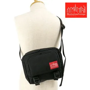 マンハッタンポーテージ Manhattan Portage ピクセルフィスク ショルダーバッグ [MP1418PXL FW23] Pixel Fisk Shoulder Bag メンズ・レディース 鞄 カメラバッグ Black 正規取扱店【cp】
