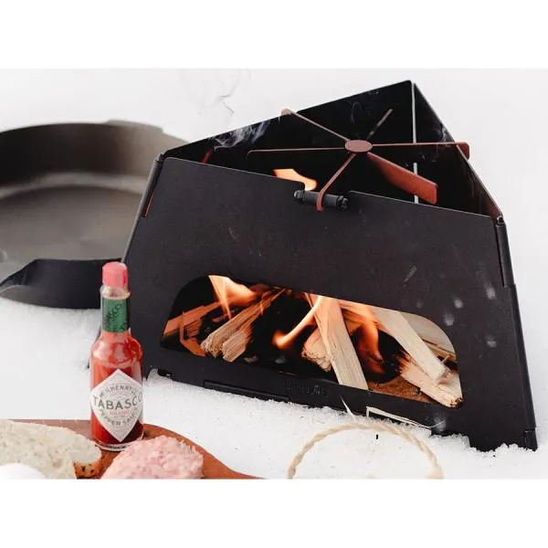 ベアーボーンズリビング Barebones Living Flatbrook Folding Stove 20235532000000