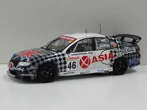 【送料無料】模型車 スポーツカー ホールデンコモドールアジアフォークナー＃オートアート118 holden vt commodore asia on line jfaulkner 2000 46 auto art 80066