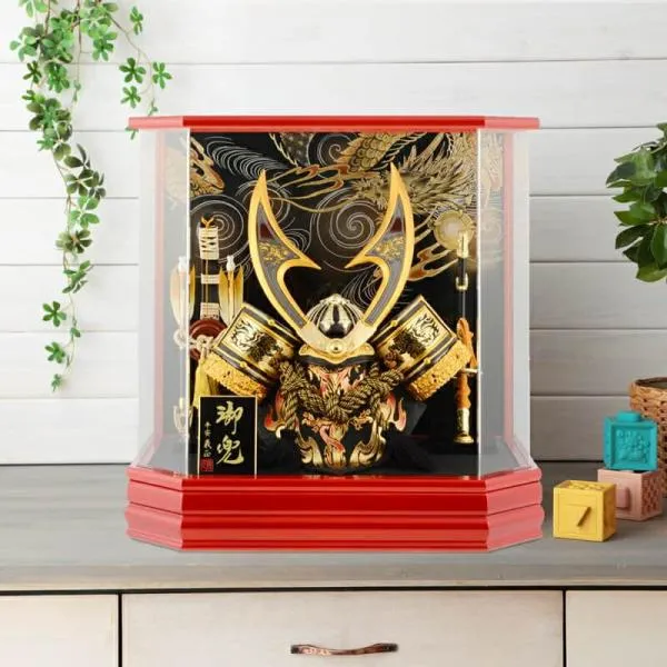 五月人形 兜ケース飾り 兜飾り 平安義正作 トライバル虎 10号 六角アクリルケース h285-sm-28-5-11 ningyoya