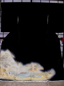 ■正絹黒留袖・お誂え仕立て付■（狩野席鑑図柄）no204