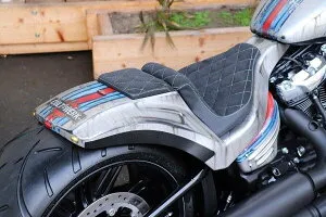 Cult-Werk カルトワーク HARLEY BREAKOUT - Heckumbau RACING (BJ. ab 2018， 2-Sitzer) | HD-BRO048 リアフェンダー フェンダー関連 外装